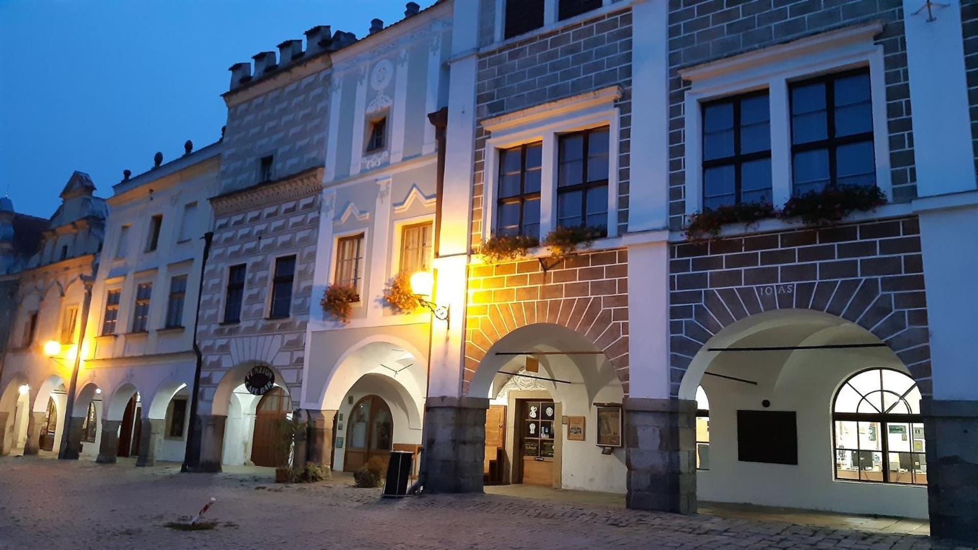 Hotel Ubytovani U Seniglu Telč Exterior foto